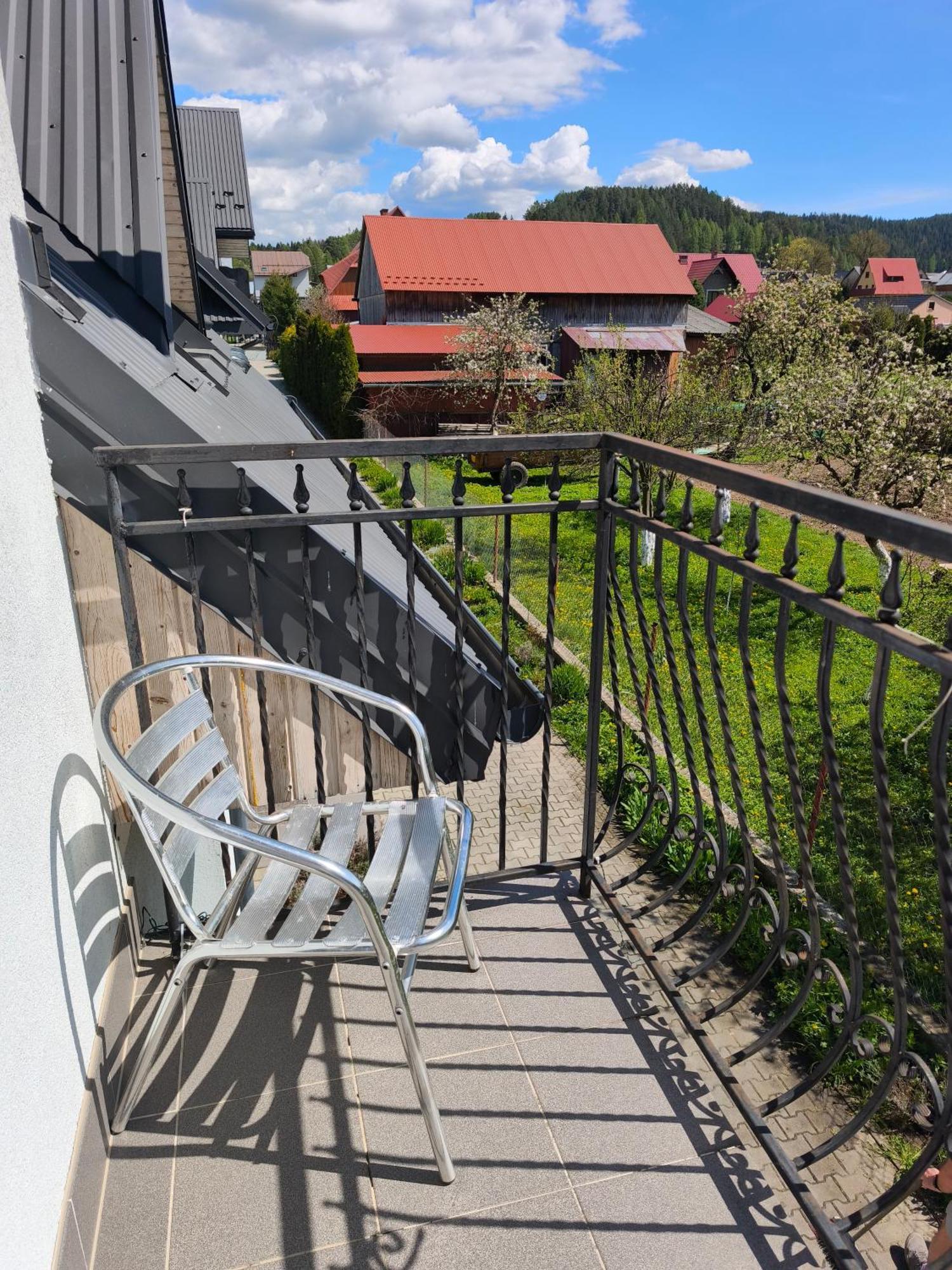Apartaments Gory Niedzica Zamek Buitenkant foto
